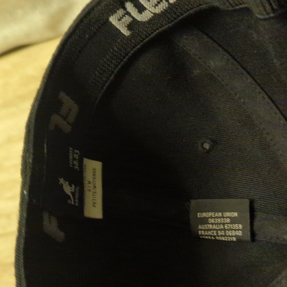 Kangol Hat Flex Fit S/M Suede Brim - Picture 6 of 6